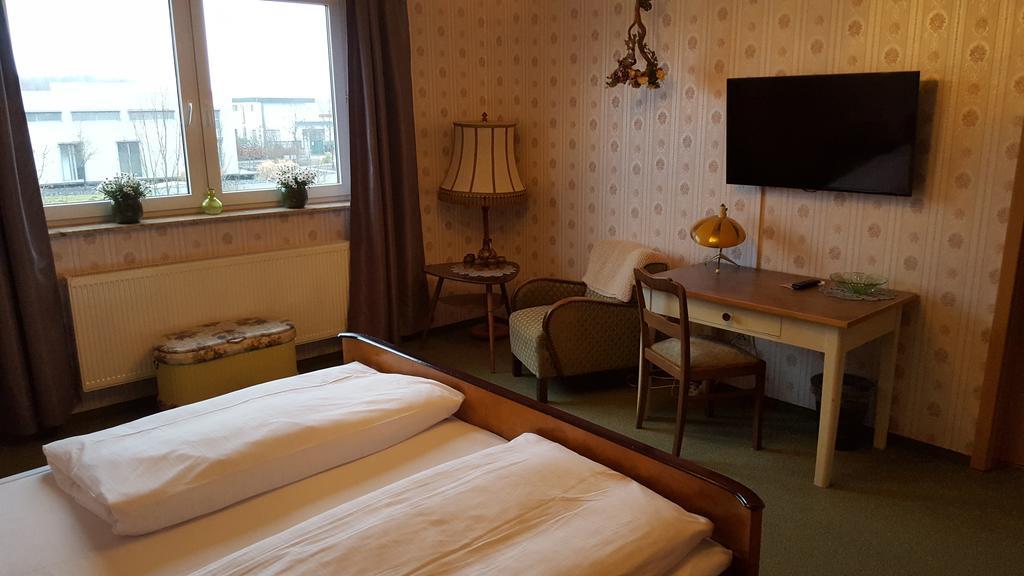 Hotel Rosenhof Isenbüttel Zimmer foto
